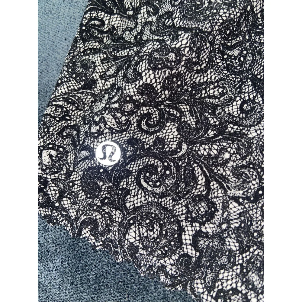 Lululemon Hit It Short 3 1/2